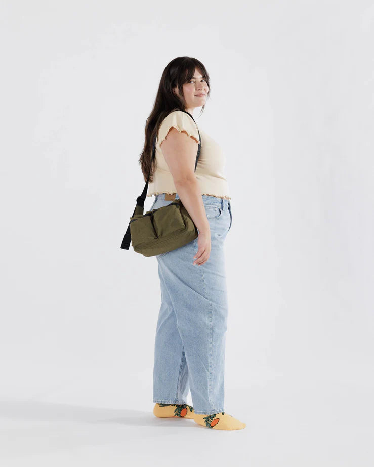Baggu Medium Cargo Crossbody – Girl on the Wing