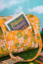 Load image into Gallery viewer, Retro Quilted Duffle Bag