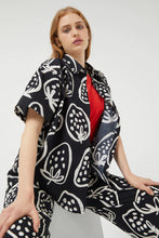 Load image into Gallery viewer, Strawberry Print Unisex Blouse