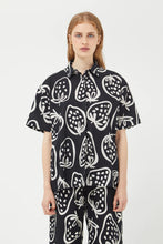 Load image into Gallery viewer, Strawberry Print Unisex Blouse