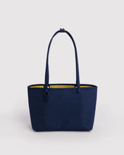 Load image into Gallery viewer, Baggu Medium Nylon Reversible Tote