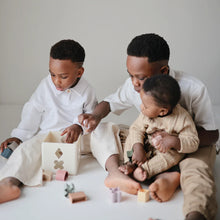 Load image into Gallery viewer, Shape Sorting Box