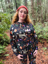 Load image into Gallery viewer, Nooworks Track Top in Tarot Garden