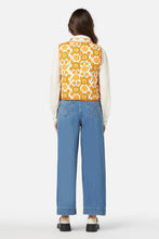 Load image into Gallery viewer, Harvest Sun Quilted Reversible Vest