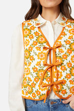 Load image into Gallery viewer, Harvest Sun Quilted Reversible Vest