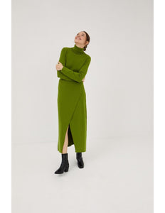 Long and Cozy Jumper: Olive
