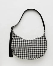 Load image into Gallery viewer, Baggu: Medium Nylon Crescent Bag