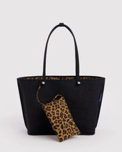 Load image into Gallery viewer, Baggu Large Nylon Reversible Tote