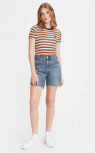 Load image into Gallery viewer, LEVI&#39;S SHORT: Mid-Thigh 501
