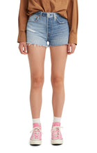 Load image into Gallery viewer, LEVI&#39;S SHORTS: 501
