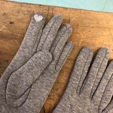 Load image into Gallery viewer, Gloves: Snowball Fight