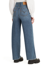 Load image into Gallery viewer, SALE: Levi's High Loose`