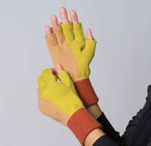 Load image into Gallery viewer, Polder Knit Fingerless Gloves: Golden Olive