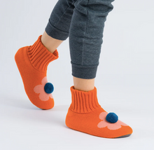 Load image into Gallery viewer, Flower Power Knit Sock Slippers: Scooby