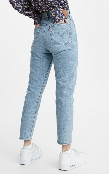 Levi's wedgie light wash hot sale