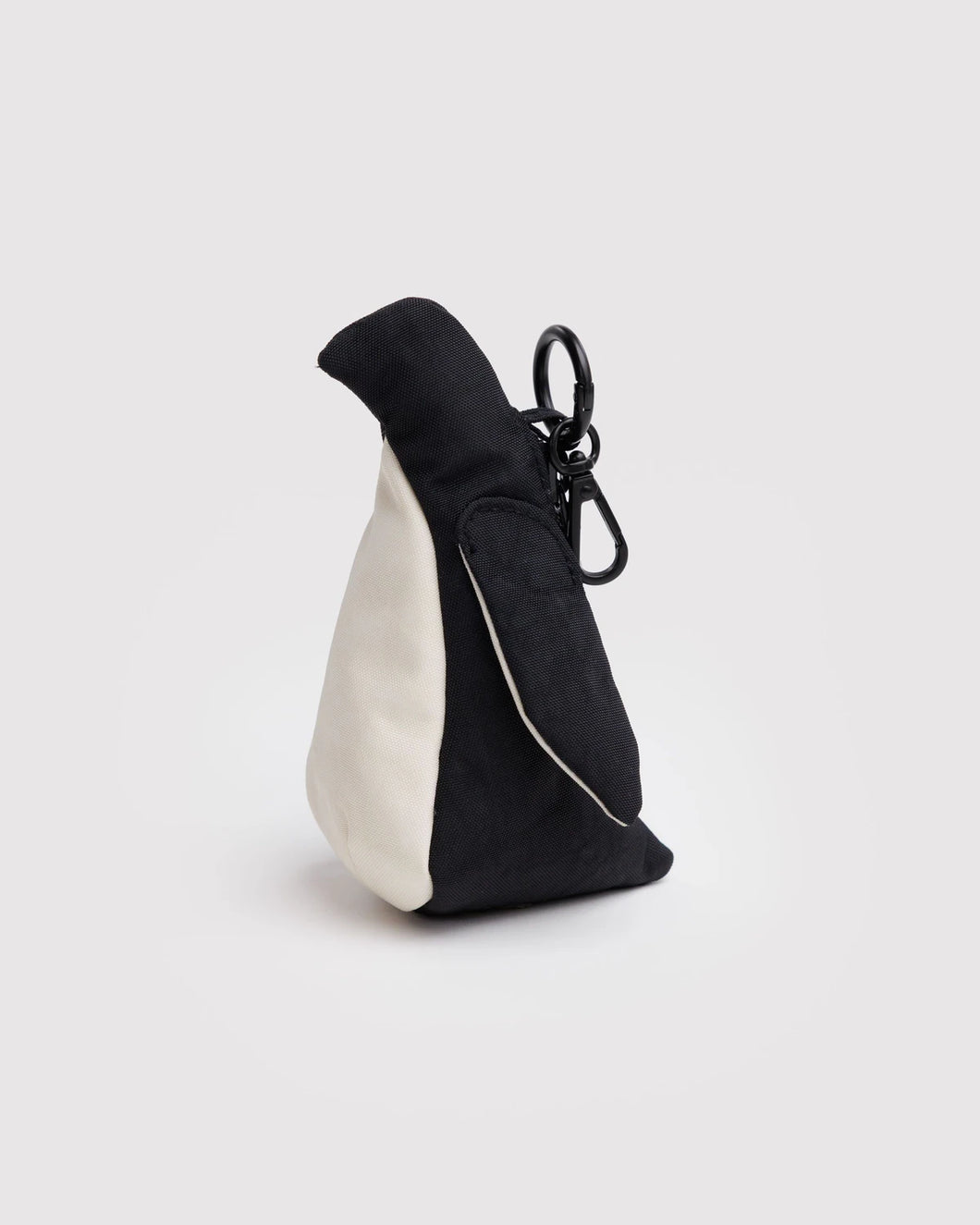 Baggu: Penguin Charm