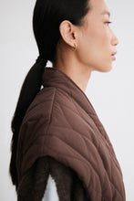 Load image into Gallery viewer, The Hunt Quilted Vest
