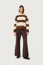 Load image into Gallery viewer, Flowerchild Jaquard Trouser
