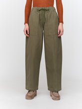 Load image into Gallery viewer, Cargo Barrel Pant
