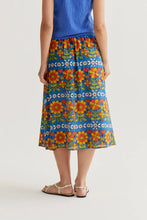 Load image into Gallery viewer, Folky Floral Skirt
