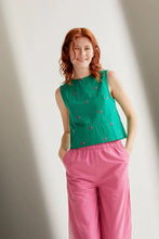 Load image into Gallery viewer, Cherry Picking Sleeveless Top
