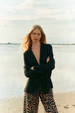 Load image into Gallery viewer, Monaco Linen Blazer
