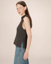 Load image into Gallery viewer, Super Soft Sablon Sweater Vest

