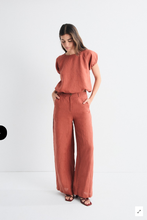 Load image into Gallery viewer, Casa Linen Top
