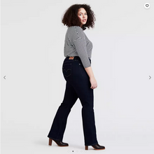 Load image into Gallery viewer, PLUS-SIZE LEVI&#39;S: 315 Bootcut
