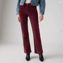 Load image into Gallery viewer, LEVI&#39;S: Wedgie Bootcut
