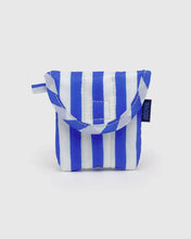 Load image into Gallery viewer, Baggu Puffy Earbuds Case
