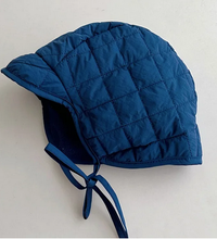 Load image into Gallery viewer, Kids Quilted Bonnet
