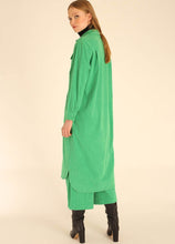 Load image into Gallery viewer, Classic Corduroy Overshirt: Grass

