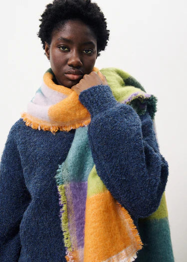 Scarves – Girl on the Wing