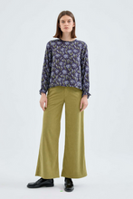 Load image into Gallery viewer, Olive Branch Corduroy Trousers
