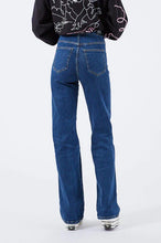 Load image into Gallery viewer, Moxy Straight Jeans by Dr Denim
