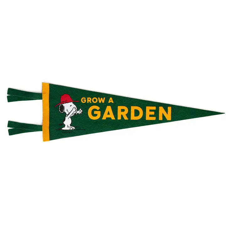 Snoopy Garden Pennant