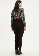 Load image into Gallery viewer, PLUS-SIZE LEVI&#39;S: 721
