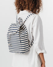 Load image into Gallery viewer, Baggu: Backpack
