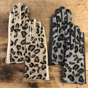 Gloves: Snow Leopard