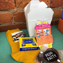 Load image into Gallery viewer, Valentines Day Care Package
