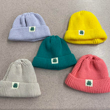 Load image into Gallery viewer, Kids Froggy Knit Hat

