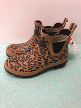 Load image into Gallery viewer, Joules Leopard Rain Boots

