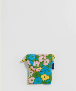 Baggu Puffy Earbuds Case
