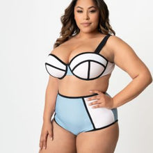 Load image into Gallery viewer, Colour Block Bikini
