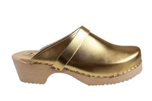 Load image into Gallery viewer, Lotta Clogs: Classic Slip-On (4 colours)
