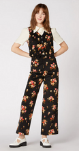 Load image into Gallery viewer, Yearbook Floral Vest
