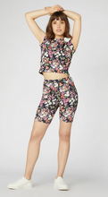 Load image into Gallery viewer, Petalling Bike Shorts
