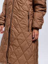 Load image into Gallery viewer, The Perfect Long Puffer: Cafe Au Lait
