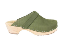 Load image into Gallery viewer, Lotta Clogs: Classic Slip-On (4 colours)
